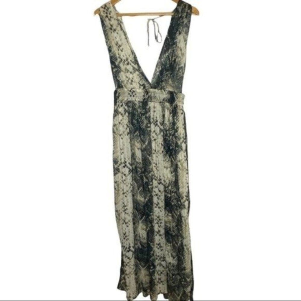 America & Beyond Women's Snake Print Dress Beach Cover Up size Medium NWT